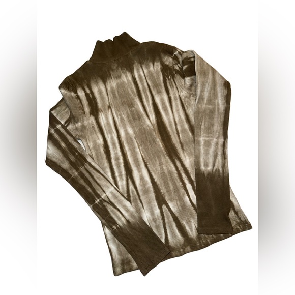 American Eagle Outfitters GreenTie-Dye Women's Top - Picture 2 of 8